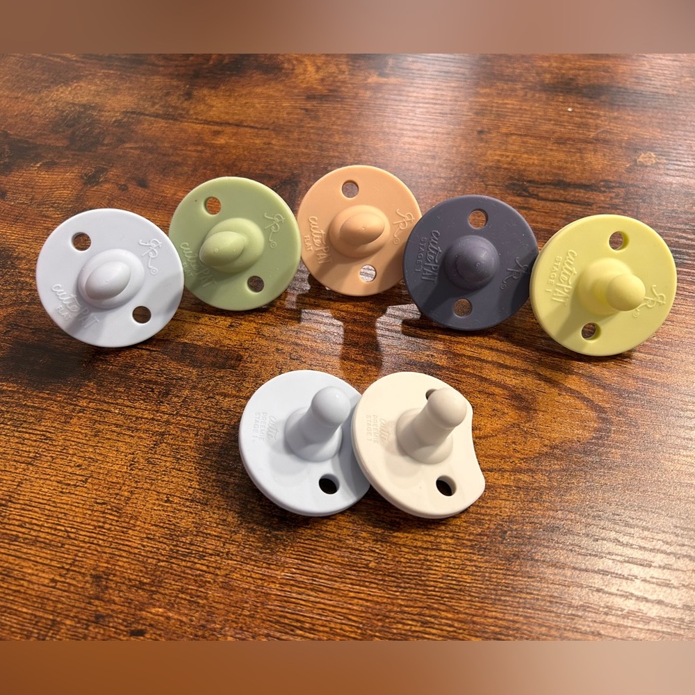 Ryan & Rose VARIETY Pacifier Set - 7 Pack